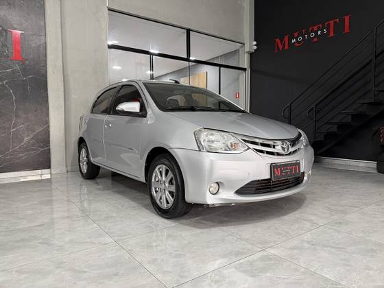 TOYOTA ETIOS 1.5 XLS 16V FLEX 4P AUTOMÁTICO